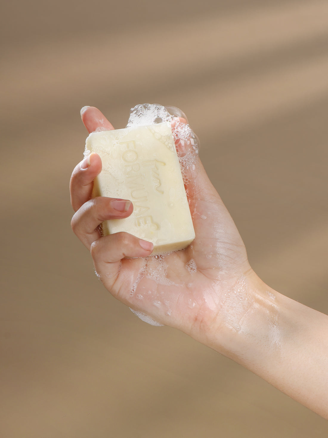 NOURISHING BRIGHTENING TRIPLE BUTTER SOAP with essential oil of Rose Geranium