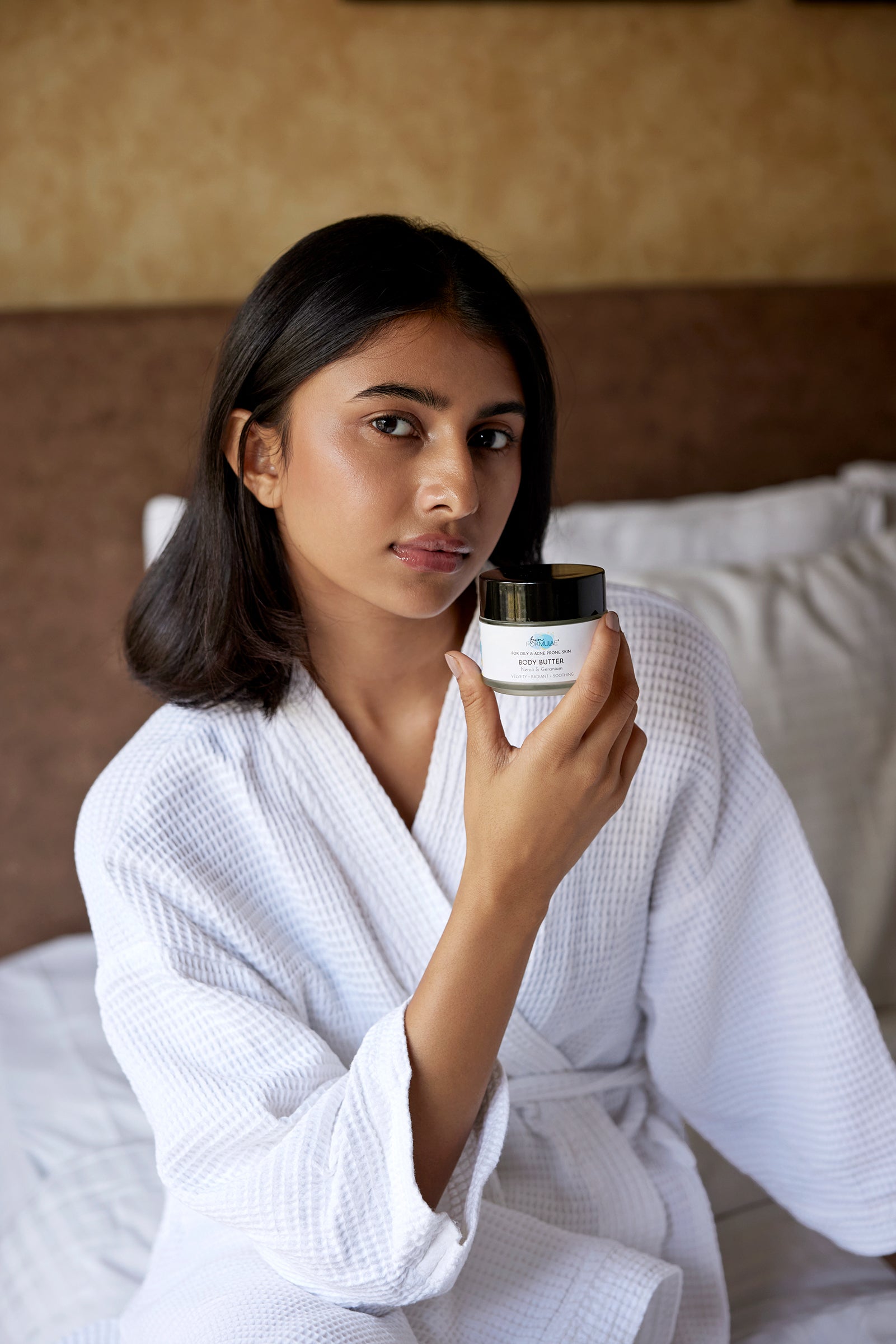 VELVETY RADIANT SOOTHING BODY BUTTER