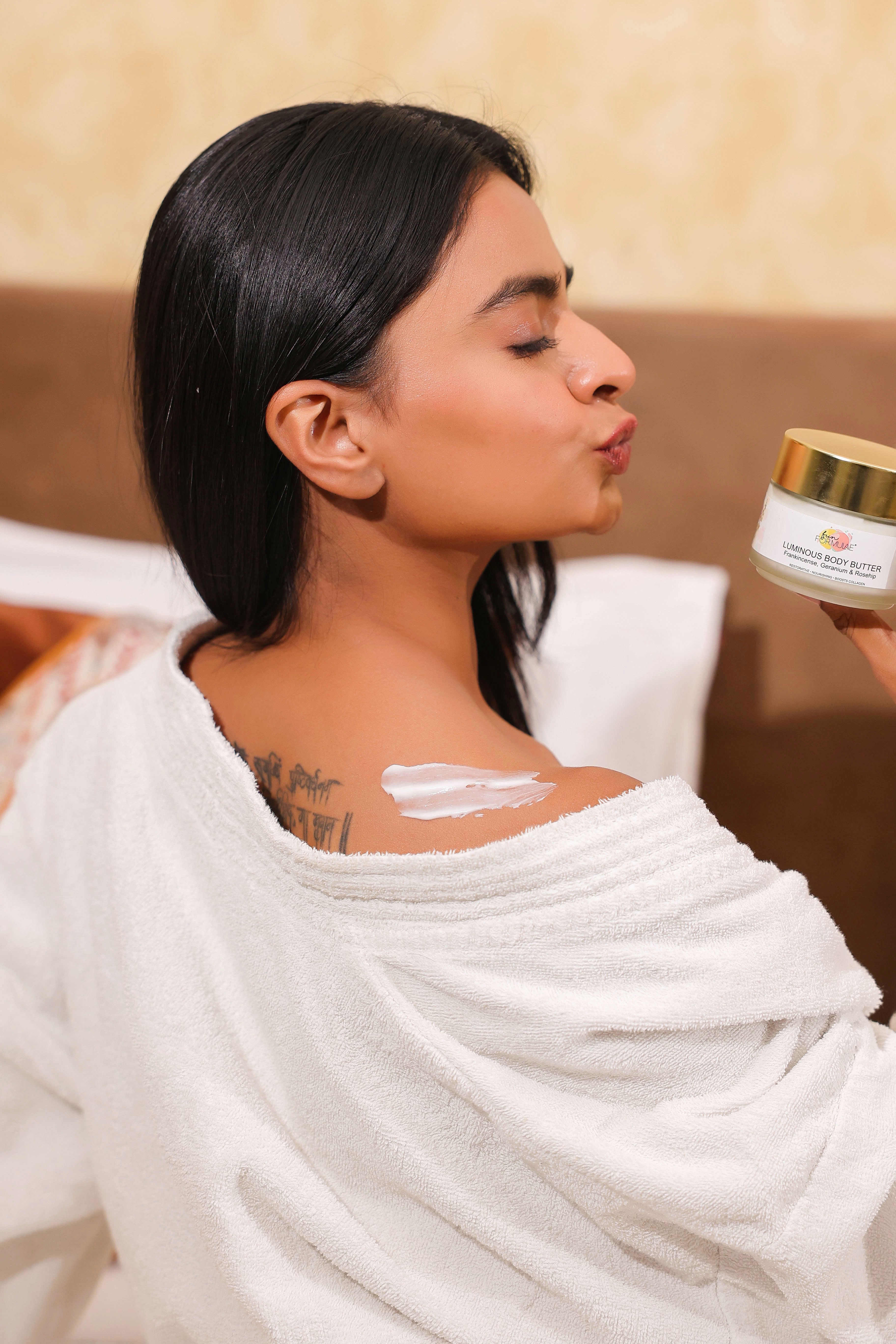 LUMINOUS BODY BUTTER
