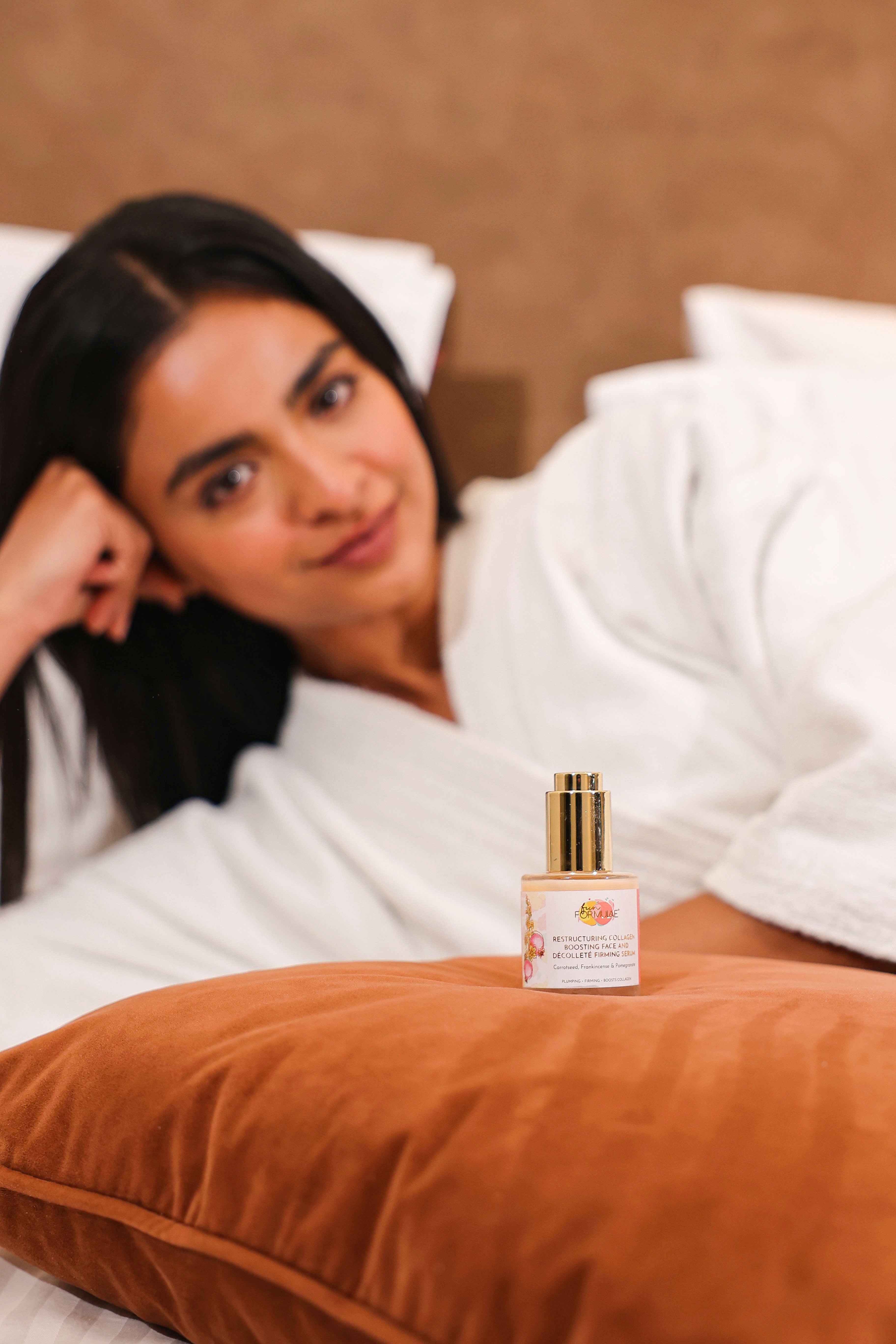 RESTRUCTURING COLLAGEN BOOSTING FACE AND DECOLLETE FIRMING SERUM