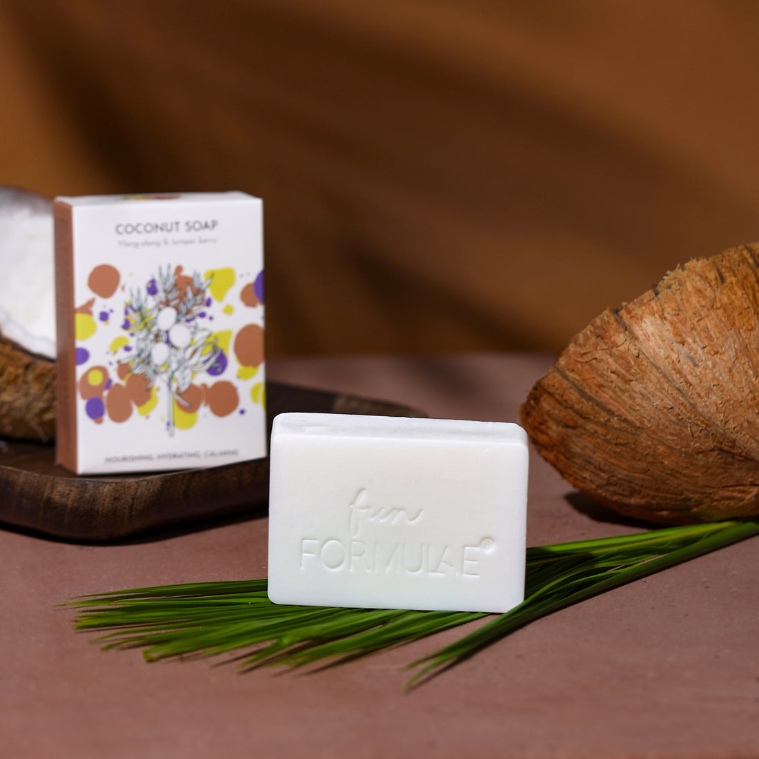NOURISHING HYDRATING COCONUT SOAP with essential oils of Ylang-ylang and Juniperberry